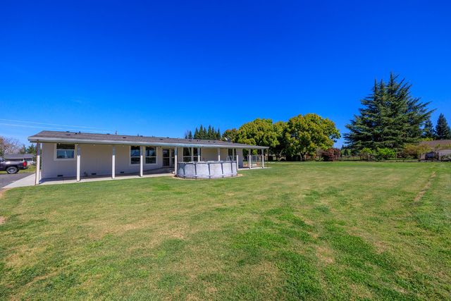 12420 Lancaster Rd, Oakdale, CA 95361