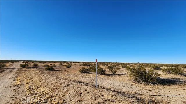 20200 Avenue H, Lancaster, CA 93535