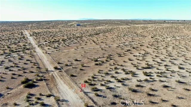 20200 Avenue H, Lancaster, CA 93535