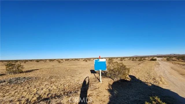 20200 Avenue H, Lancaster, CA 93535