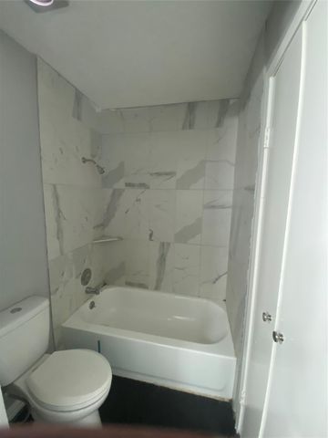 10053 Westpark Drive 334, Houston, TX 77042