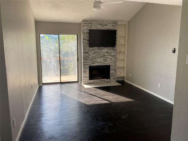 10053 Westpark Drive 334, Houston, TX 77042