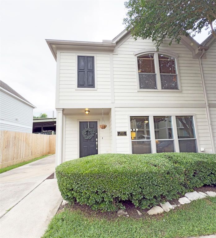 1919 Bailey Street, Houston, TX 77006