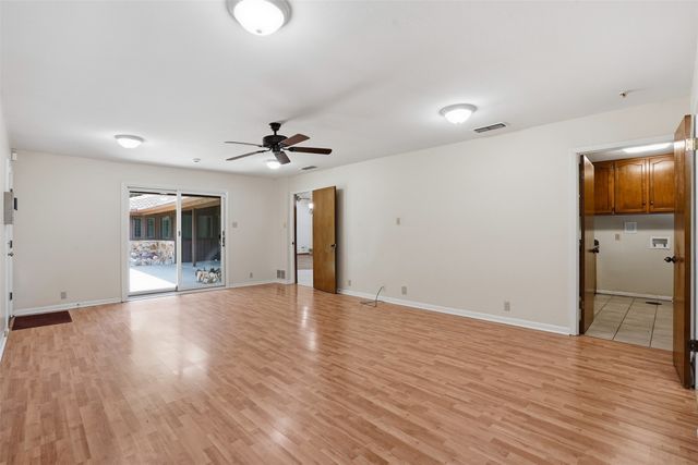 715 Stonelake Drive, Cleburne, TX 76033