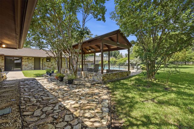 715 Stonelake Drive, Cleburne, TX 76033