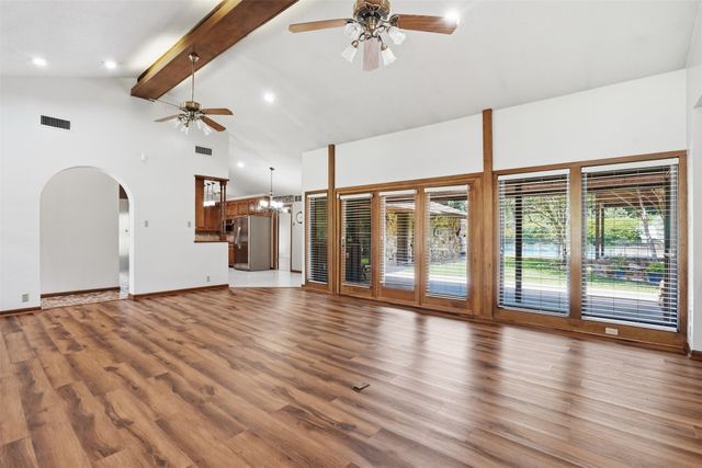 715 Stonelake Drive, Cleburne, TX 76033