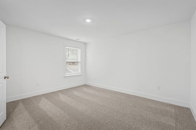 114 Portico Pl, La Vergne, TN 37086