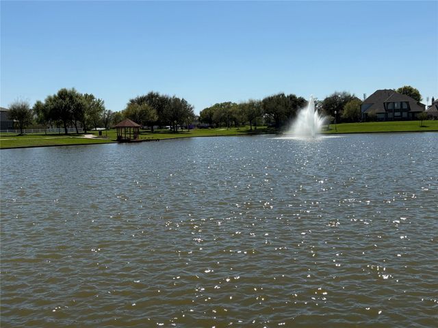 3119 Becker Glen Street, Fresno, TX 77545