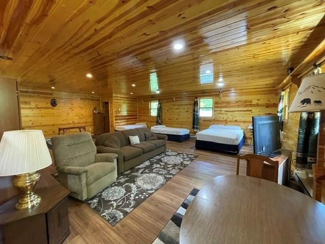 15657W Lakewood Lane, Hayward, WI 54843