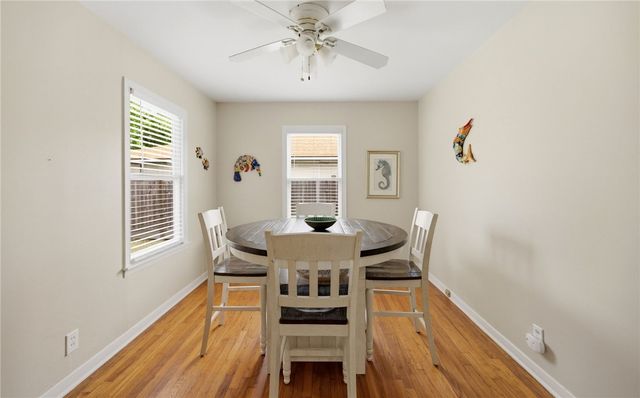 414 Homecrest St, Corpus Christi, TX 78412