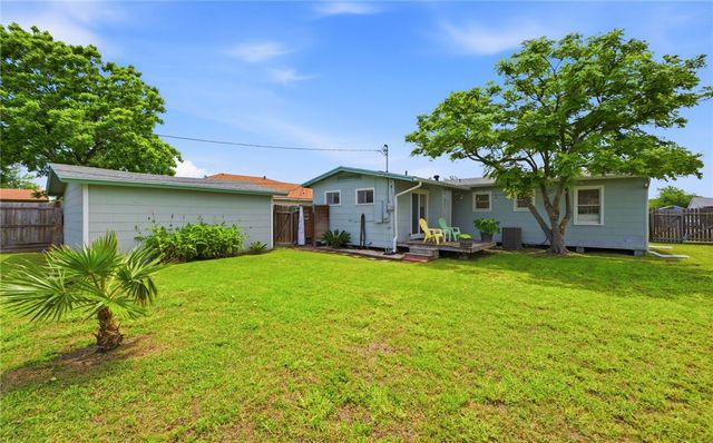 414 Homecrest St, Corpus Christi, TX 78412