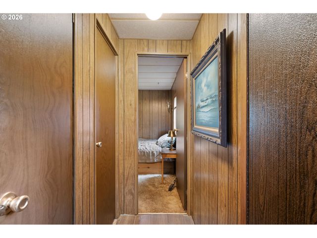 4826 RHODODENDRON Loop, Florence, OR 97439