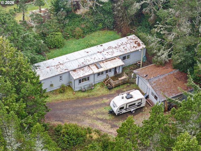 4826 RHODODENDRON Loop, Florence, OR 97439