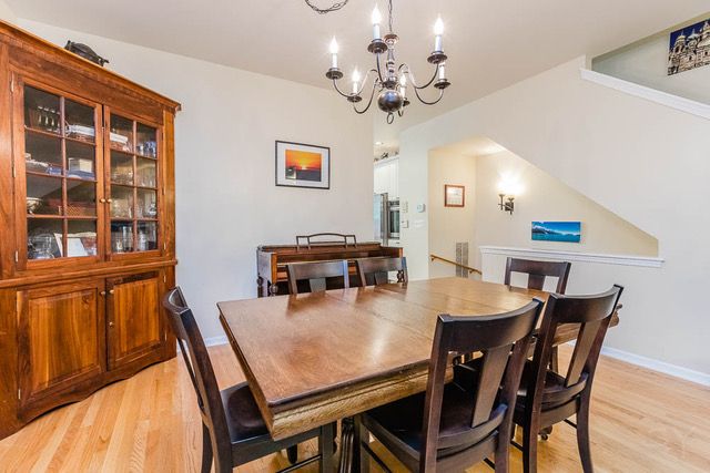 220 W Scott Street A, Chicago, IL 60610