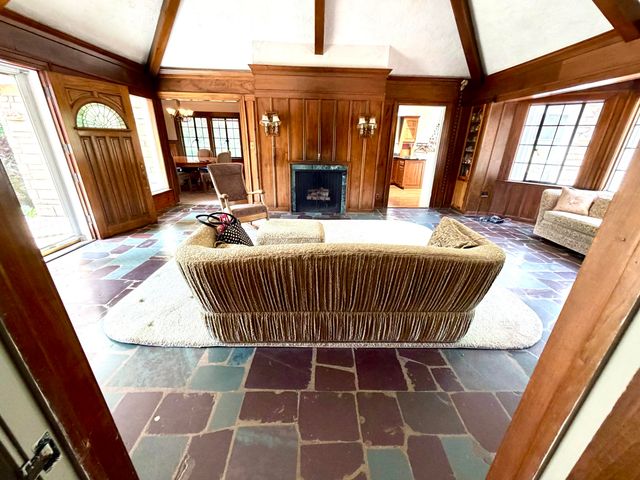 19 S Moorland Drive, Battle Creek City, MI 49015