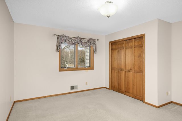 1299 Yukon Court N, Golden Valley, MN 55427