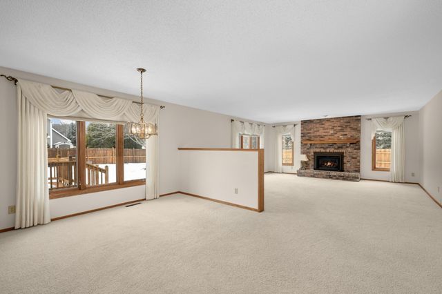 1299 Yukon Court N, Golden Valley, MN 55427