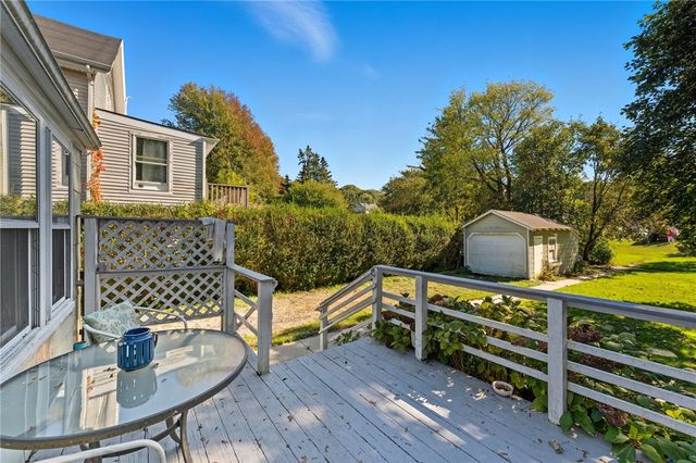 39 Hilton Street, Tiverton, RI 02878