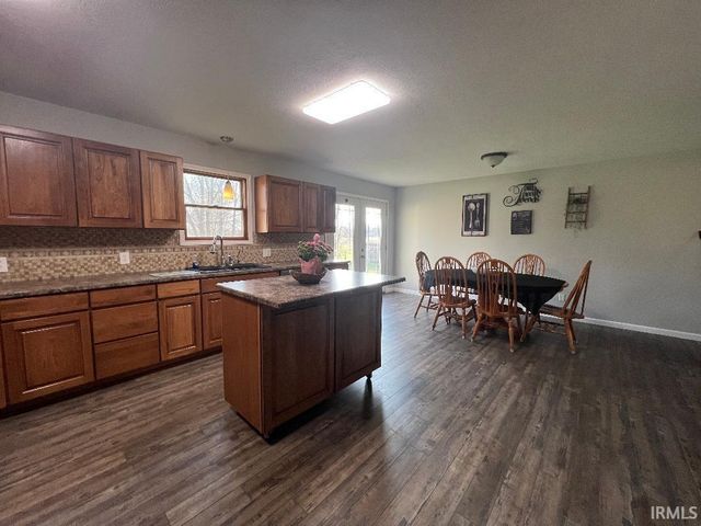 4740 E 600 s Road, Gas City, IN 46933