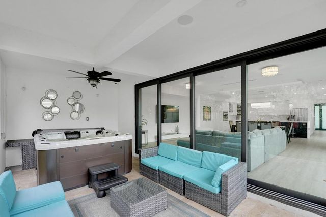 1238 NE 17th Avenue 2, Fort Lauderdale, FL 33304