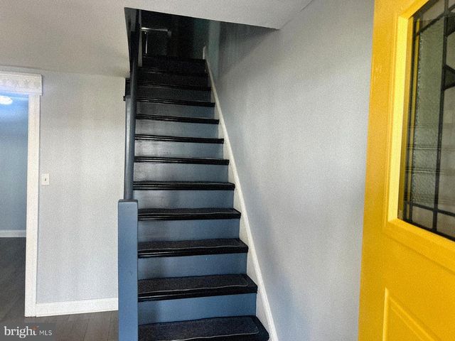 561 E CHELTENHAM AVE, Philadelphia, PA 19120