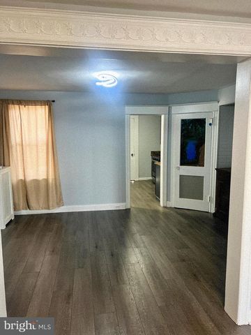 561 E CHELTENHAM AVE, Philadelphia, PA 19120