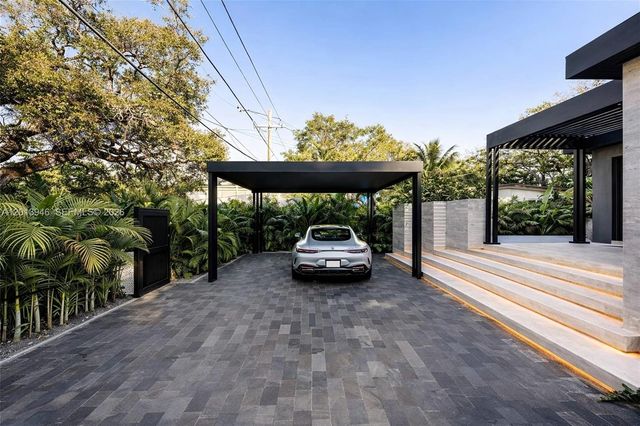 3522 William Avenue, Miami, FL 33133