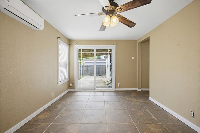 3612 Lawnview St, Corpus Christi, TX 78411