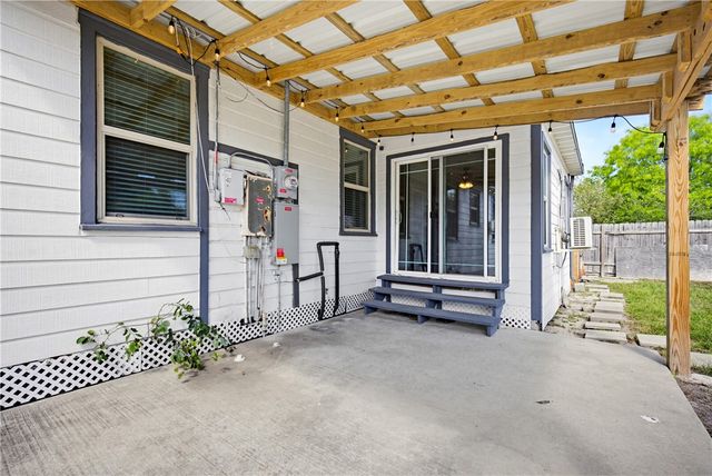 3612 Lawnview St, Corpus Christi, TX 78411