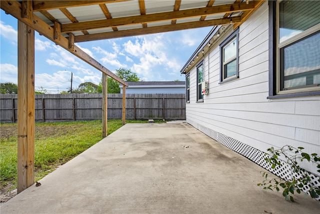 3612 Lawnview St, Corpus Christi, TX 78411