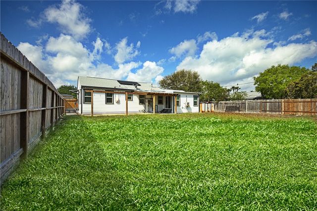 3612 Lawnview St, Corpus Christi, TX 78411