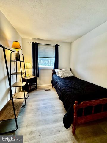 7854 TICK NECK RD, Pasadena, MD 21122