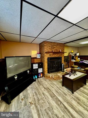 7854 TICK NECK RD, Pasadena, MD 21122