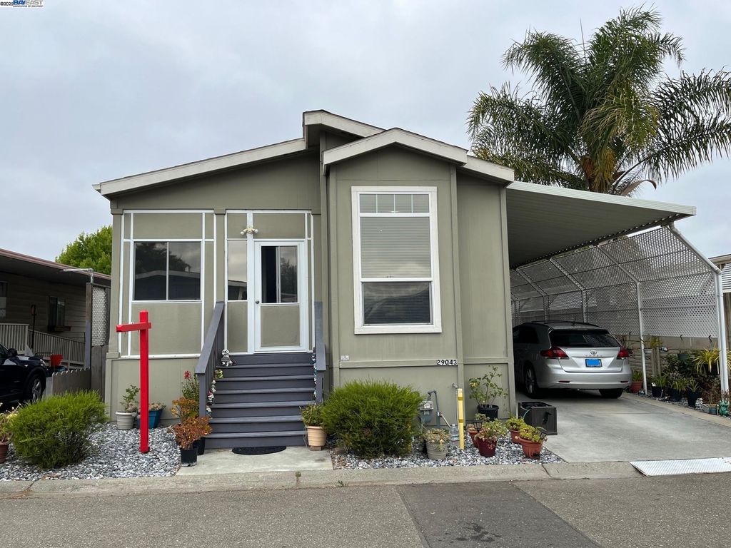 29043 Windemere, Hayward, CA 94544