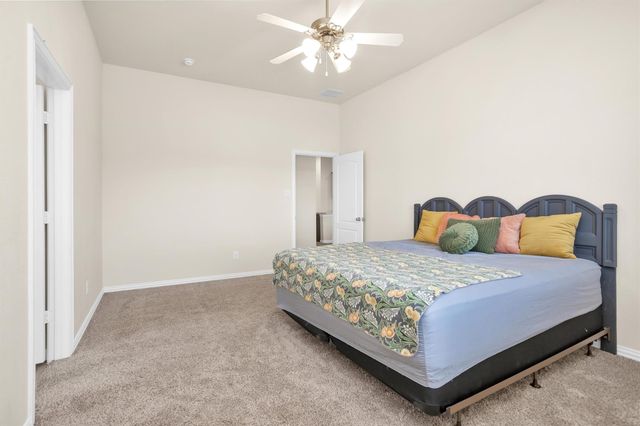 223 Shoreview Drive, Conroe, TX 77303