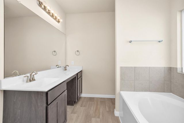 223 Shoreview Drive, Conroe, TX 77303