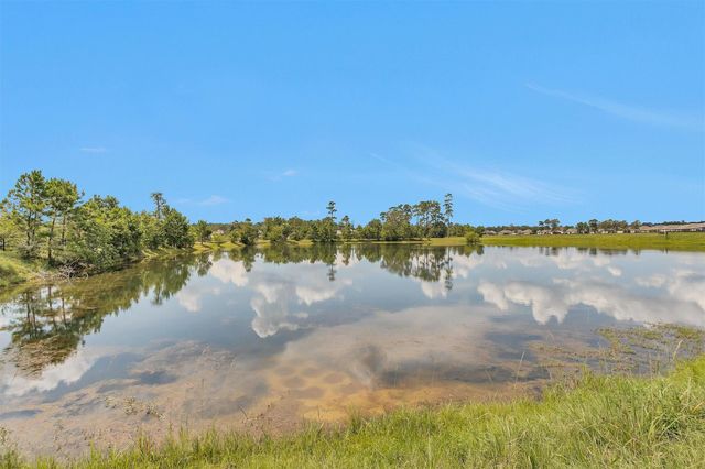 223 Shoreview Drive, Conroe, TX 77303