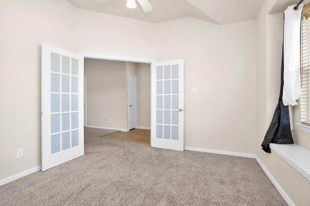 223 Shoreview Drive, Conroe, TX 77303