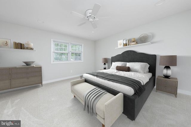 228 LEONA CT, Woodbury, NJ 08096