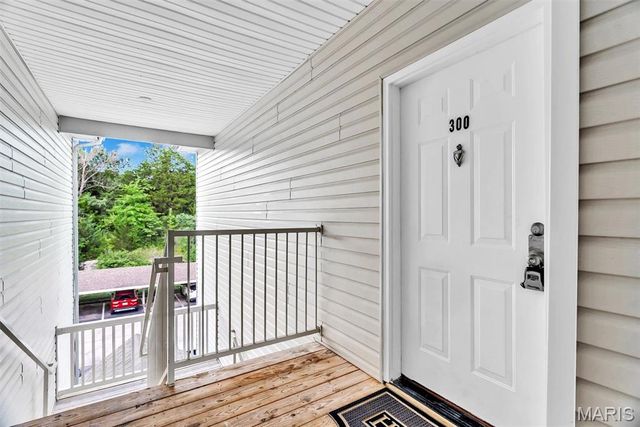 33 Kassebaum Lane 300, St Louis, MO 63129