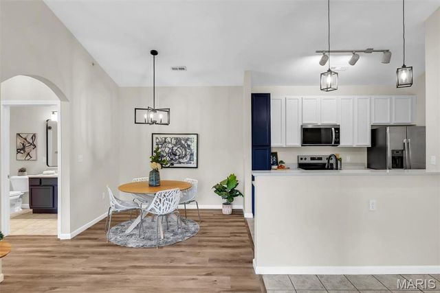 33 Kassebaum Lane 300, St Louis, MO 63129