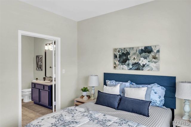 33 Kassebaum Lane 300, St Louis, MO 63129