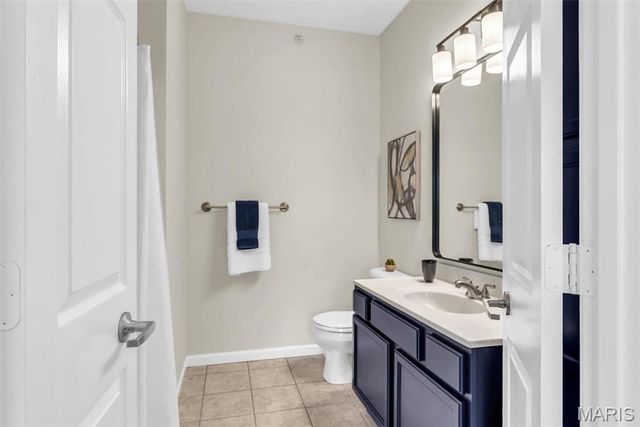 33 Kassebaum Lane 300, St Louis, MO 63129
