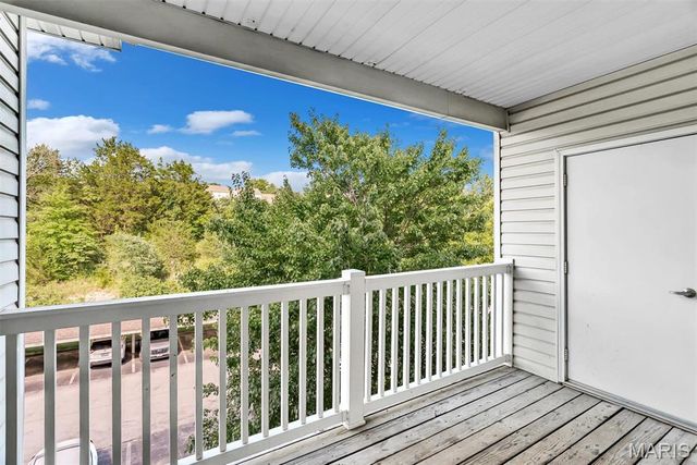 33 Kassebaum Lane 300, St Louis, MO 63129