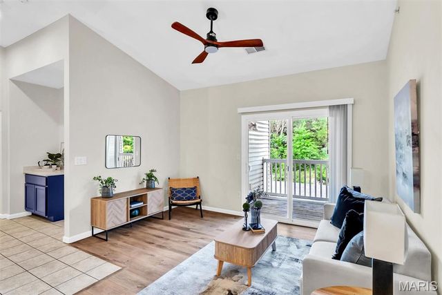 33 Kassebaum Lane 300, St Louis, MO 63129