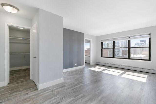 5858 N Sheridan Road 1005, Chicago, IL 60660