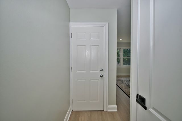 2830 W Summerdale Avenue 2, Chicago, IL 60625
