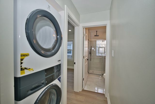 2830 W Summerdale Avenue 2, Chicago, IL 60625