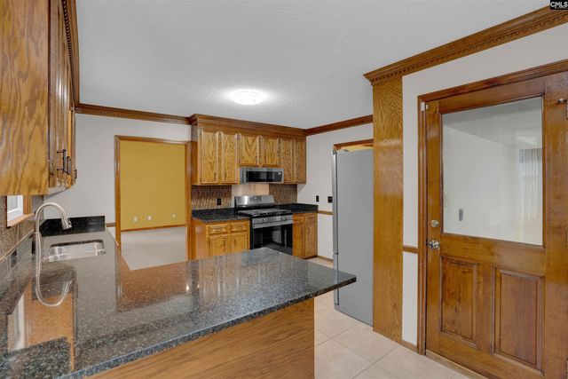 107 Heatherton Court, West Columbia, SC 29170