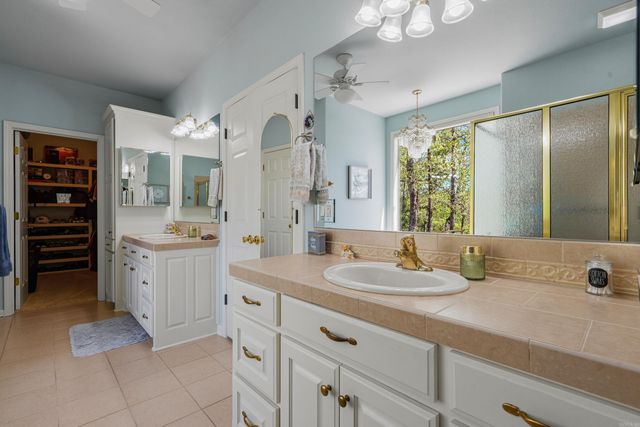 7 Aventura Trace, Hot Springs Village, AR 71909